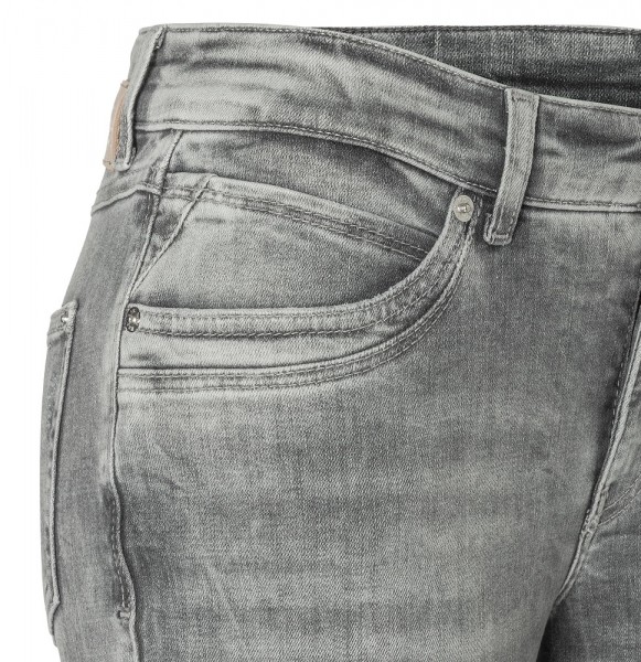 MAC Jeans Mel Femininer Fit mit hoher Leibhöhe, schmaler Taille und schmalem Beinverlauf