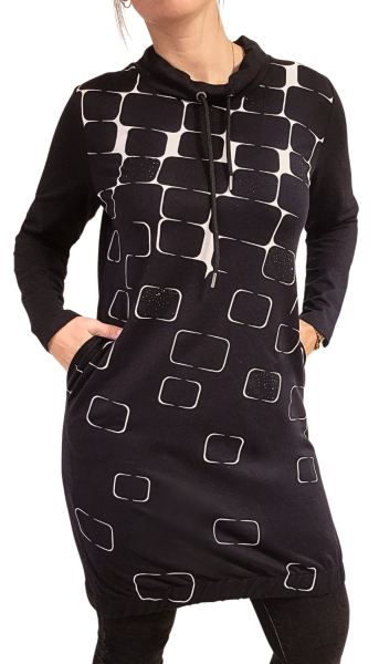 Estefania for woman, in Rautenoptik mit Strassbesatz und Stehkragen