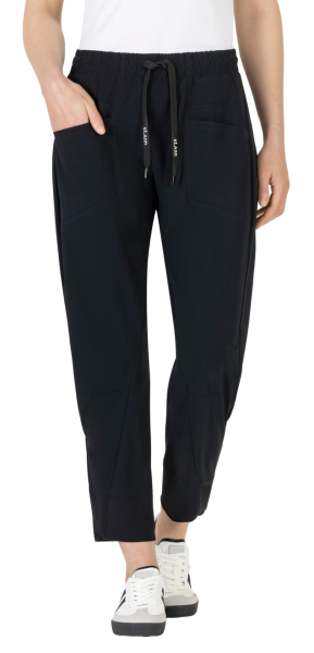 St.Ann, Joggpants Raveni in 6/8-Länge mit Eingrifftaschen in ultra Light High-Teg-Bi-Stretch